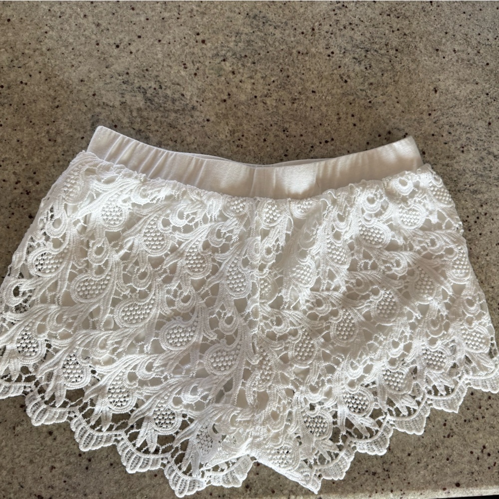Shinestar Ivory Lace Shorts